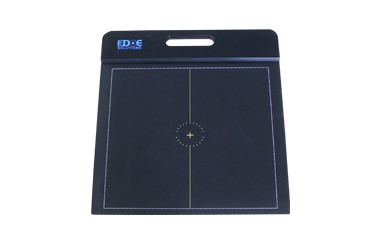 Which is more accurate for measuring flat feet: a plantar pressure plate or a foot laser 3D scanner?